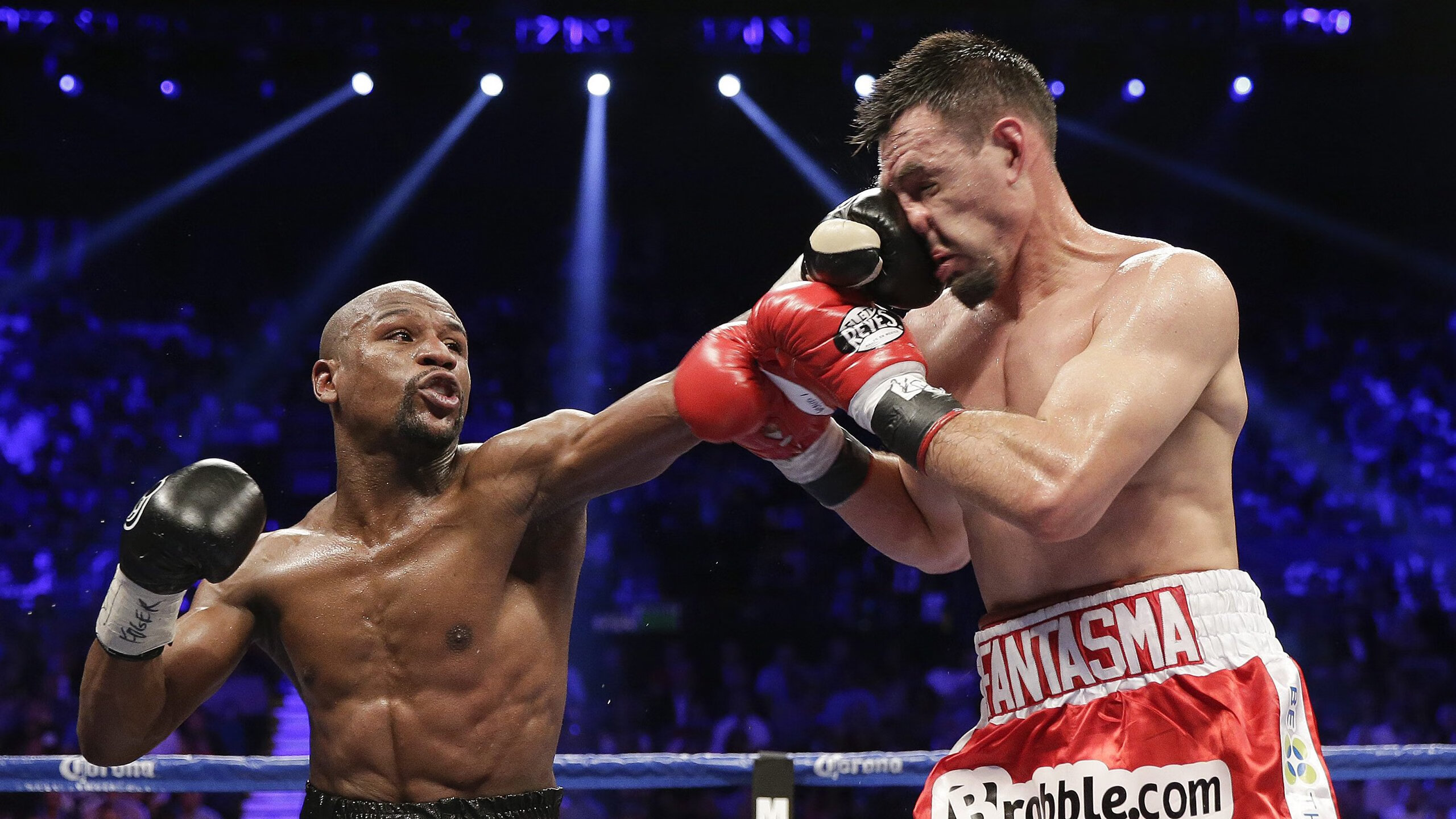 深圳烈阳下的冰与火之歌，克莱三分雨浇灭太阳，深圳队淬火晋级