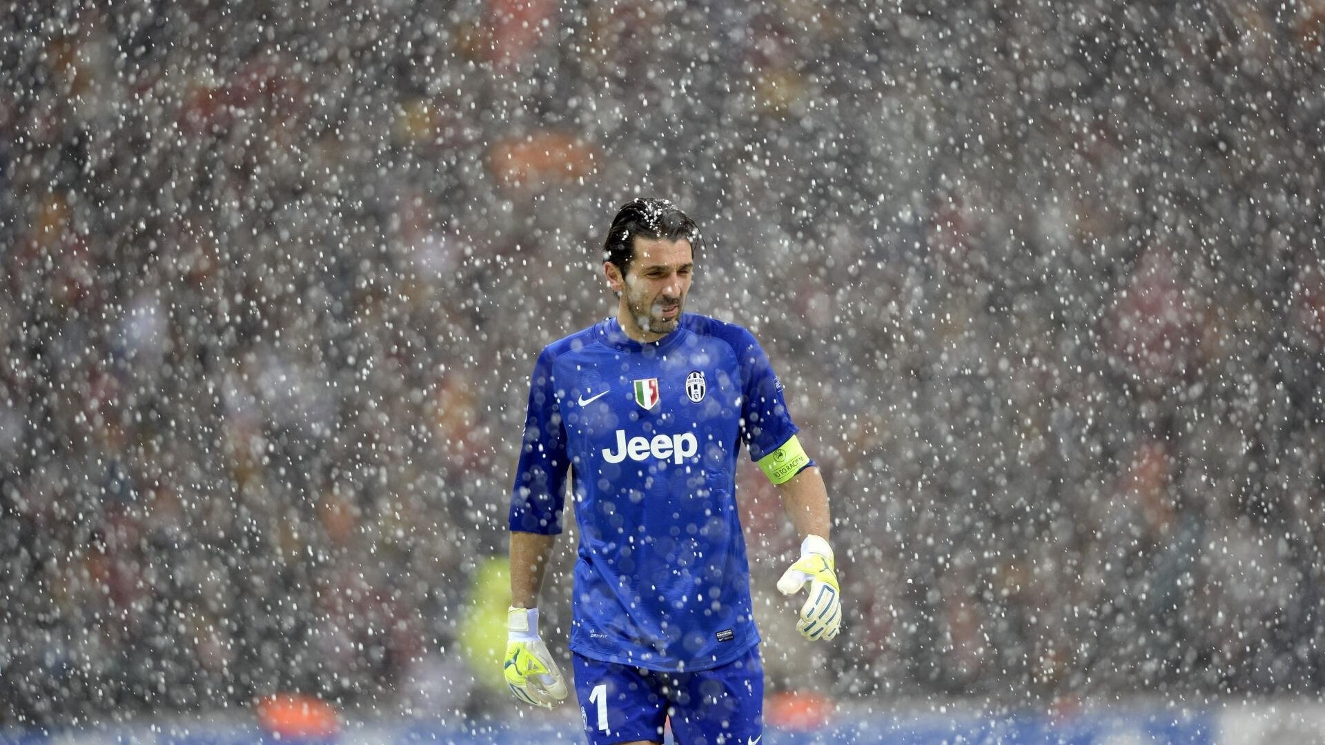 赛道与球场,当F1年度争冠焦点战遇上广厦强压掘金