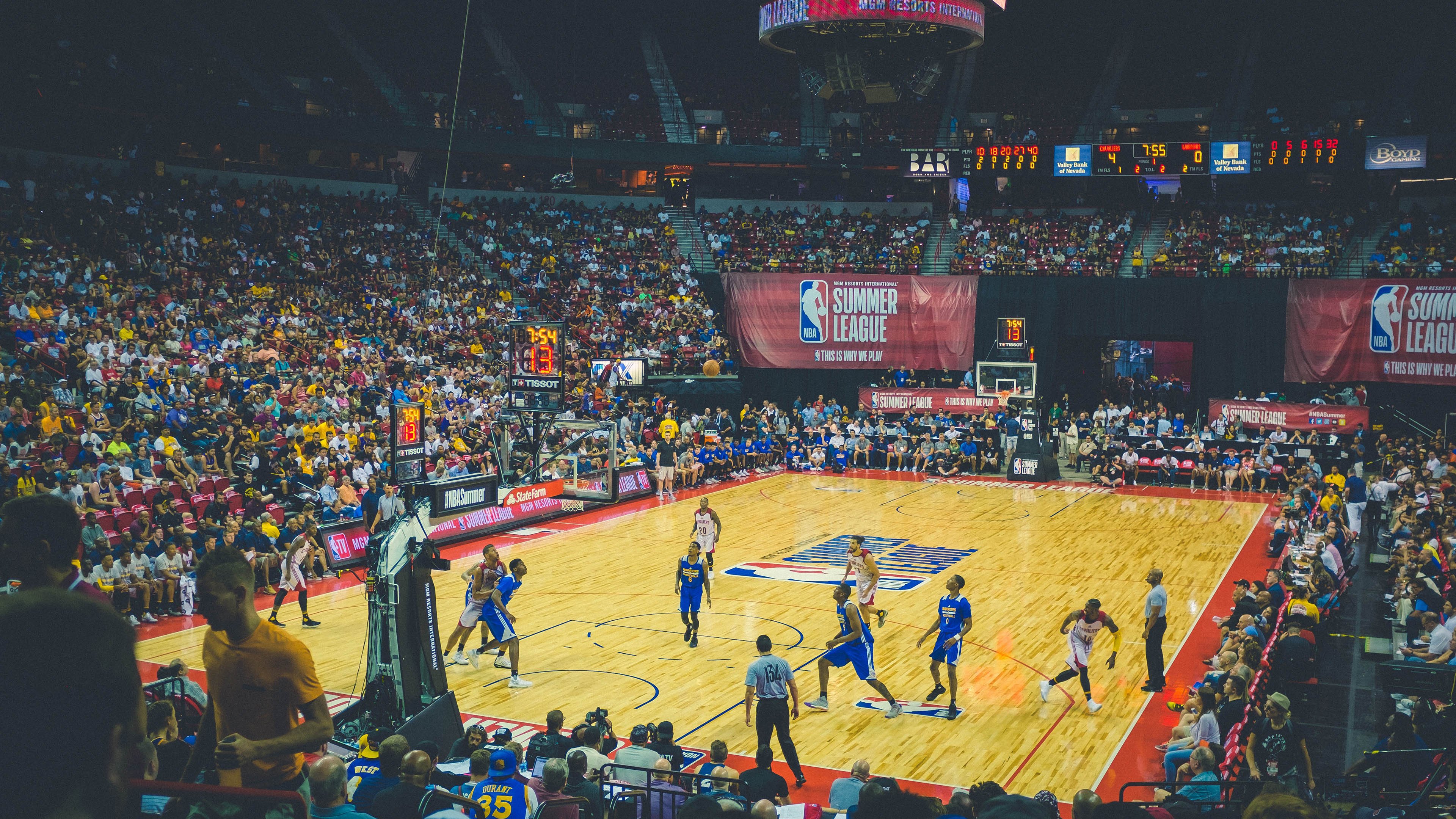 戈贝尔式内线统治力爆发,浙江队稳扎稳打拿下热火启示录